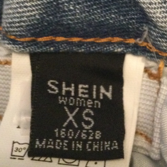 Shein short - Picture 3 of 3